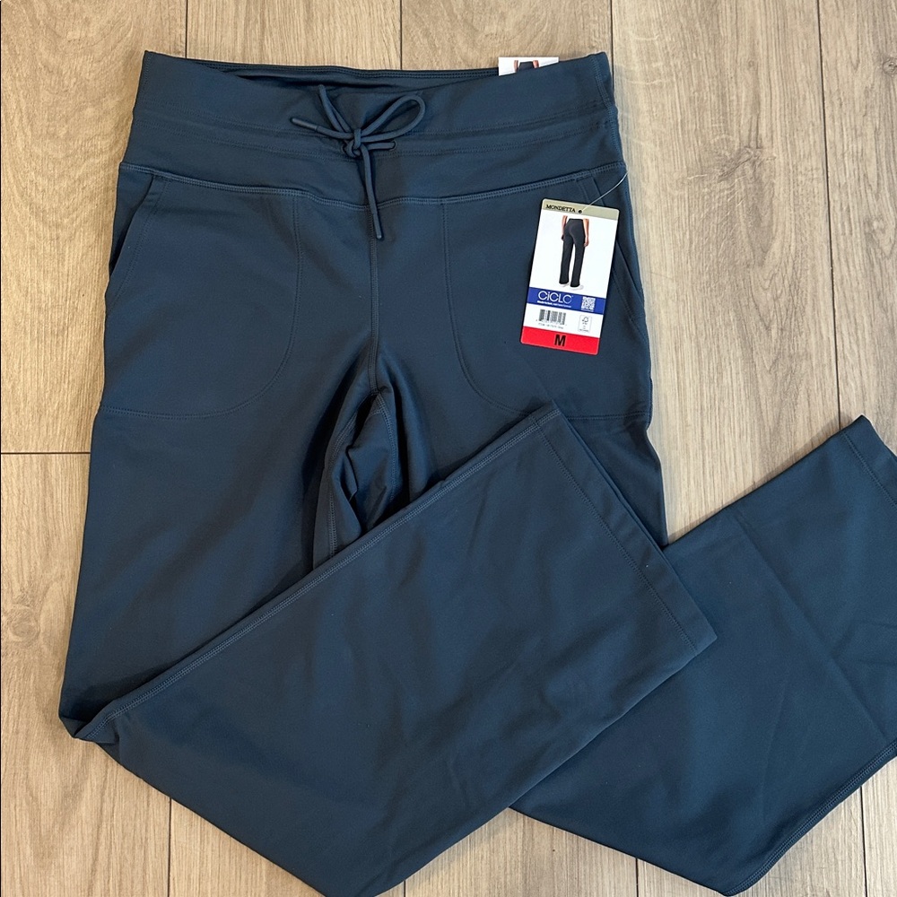 Mondetta NWT High-Rise Straight Leg Pant Gray Size Medium